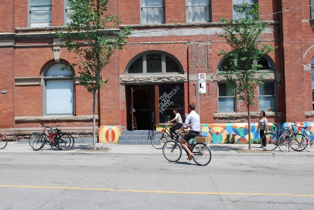 Gladstone House Hotel Toronto Exterior photo