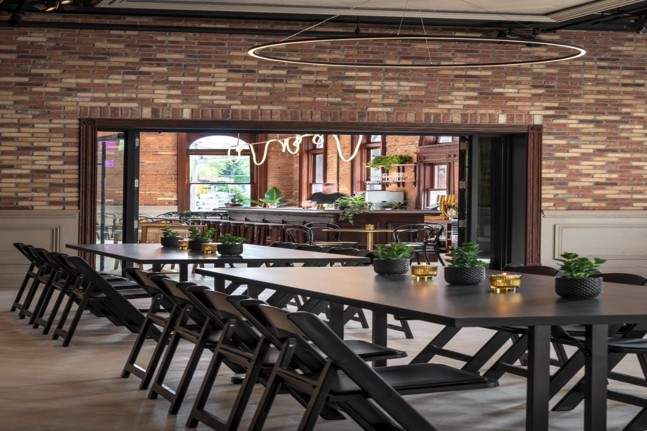 Gladstone House Hotel Toronto Exterior photo
